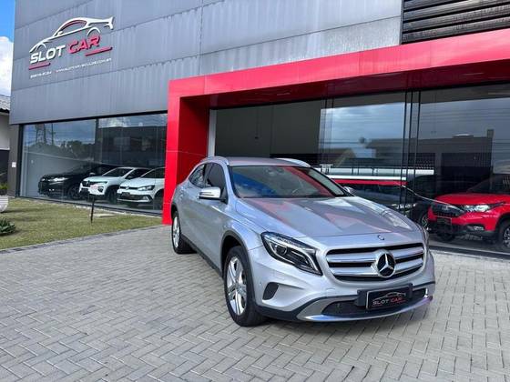 MERCEDES-BENZ GLA 200 1.6 CGI ADVANCE 16V TURBO FLEX 4P AUTOMÁTICO MERCEDES-BENZ GLA 200 1.6 CGI ADVANCE 16V TURBO FLEX 4P AUTOMÁTICO